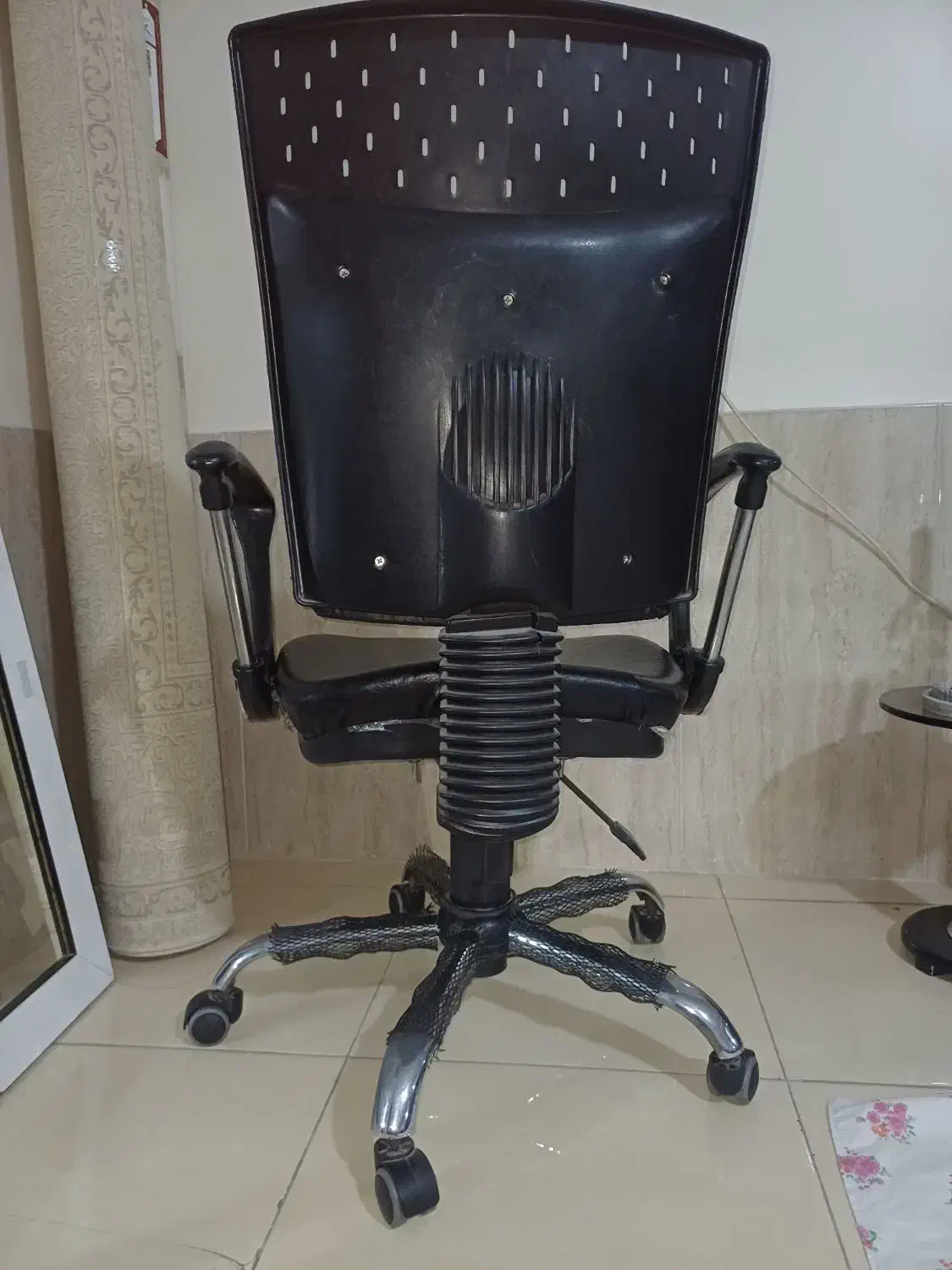 صندلی،ایینه،میز تلویزون،میز ارایشی اباژور|مبلمان خانگی و میز عسلی|مشکیندشت, |دیوار