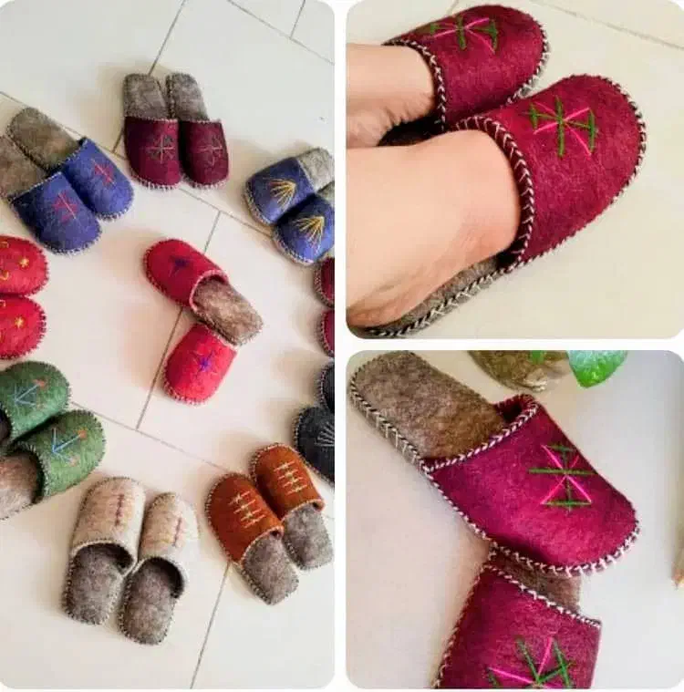 پاپوش های روفرشی نمدی|کیف، کفش، کمربند|صدرا-فارس, فاز ۱|دیوار