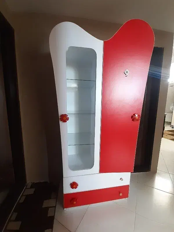 کمد نوجوان|جاکفشی، کمد، دراور|بجنورد, |دیوار