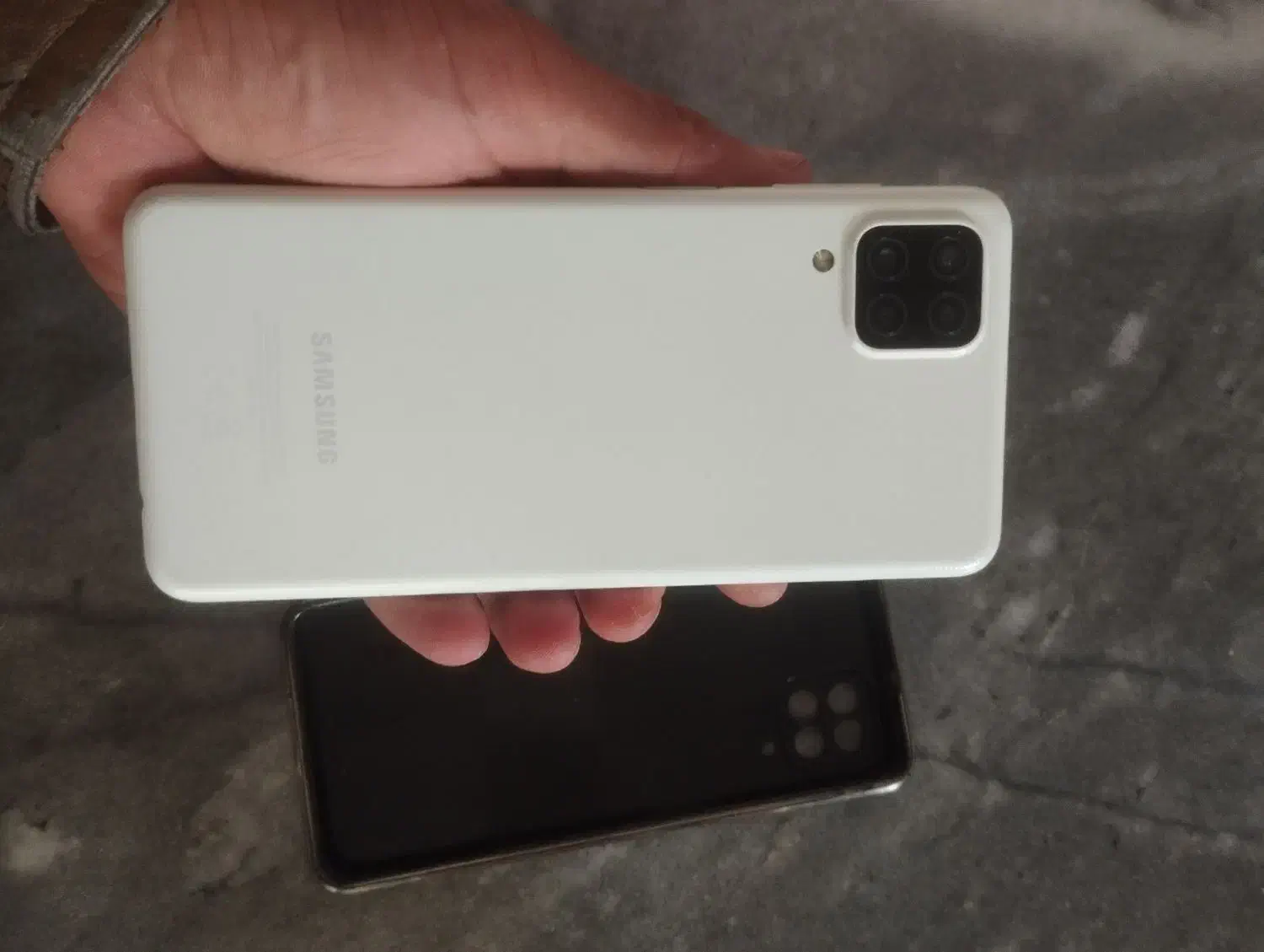 گوشی a12 عتیقه بدونه یک زره خط خش|موبایل|ارومیه, |دیوار