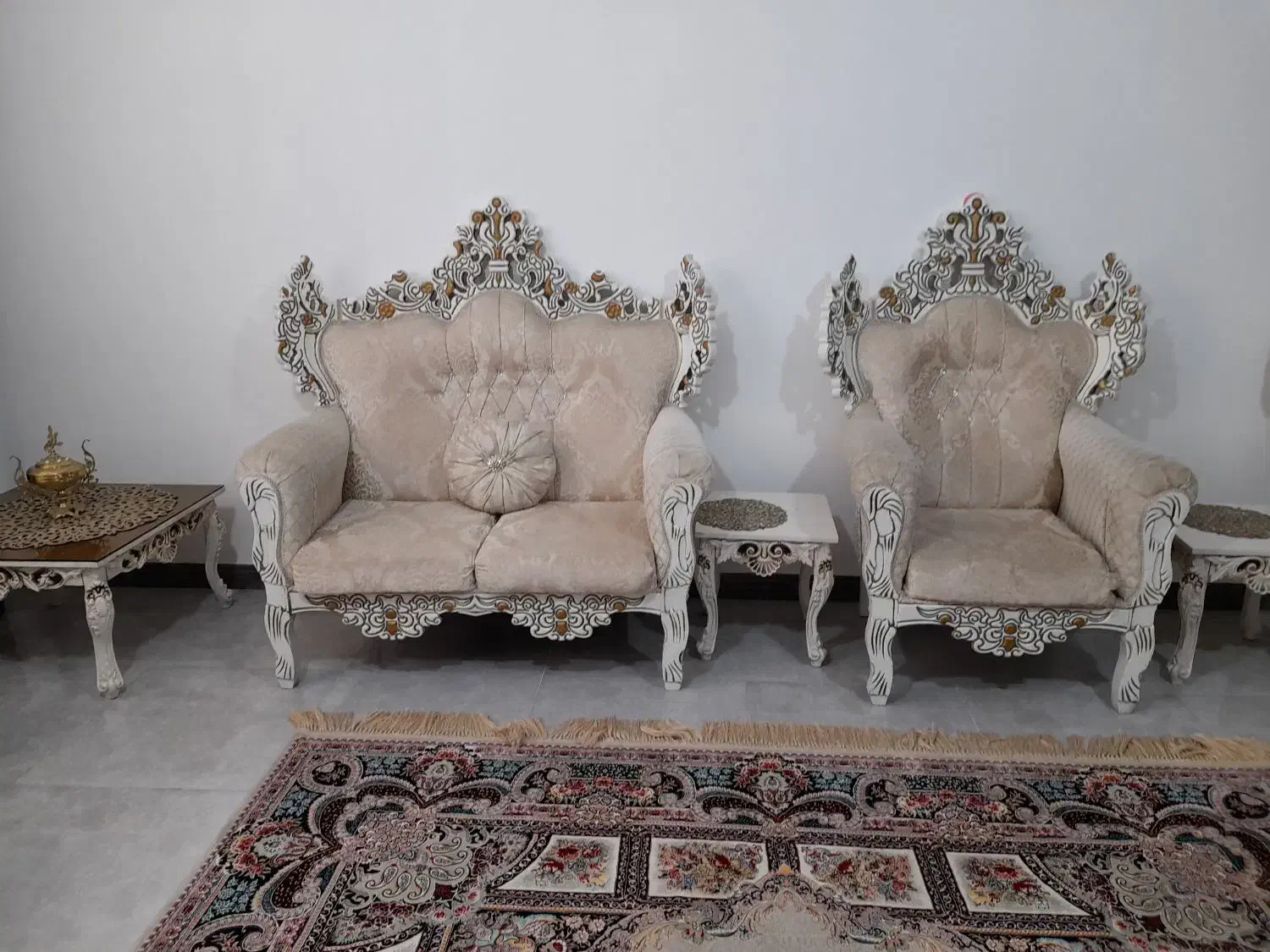 مبل سلطنتی ۷نفره|مبلمان خانگی و میز عسلی|نورآباد, |دیوار