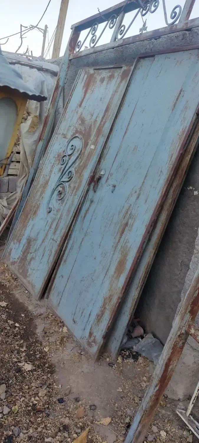 درب حیاط ماشین رو|مصالح و تجهیزات ساختمان|دلبران, |دیوار