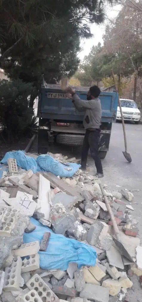 حمل نخاله های ساختمانی با کارگر|خدمات حمل و نقل|میبد, |دیوار