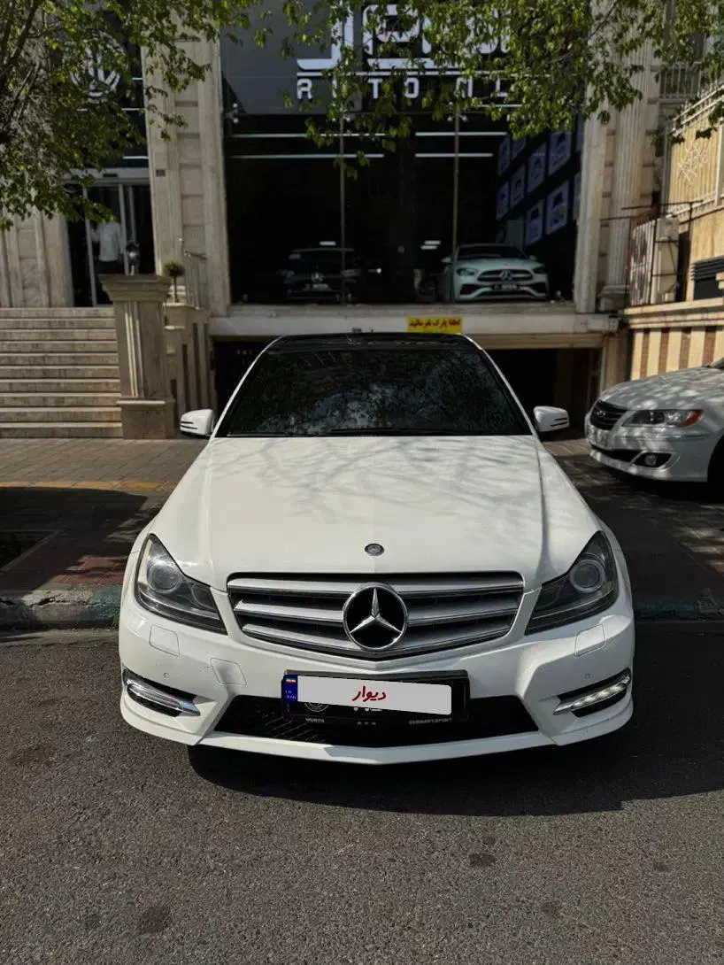 بنز c200 سفید 2013|خودرو سواری و وانت|تهران, درختی|دیوار