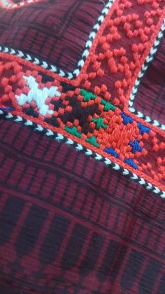 تعدادی خیاط ماهرموسوم دوز میخام|استخدام هنری و رسانه|زاهدان, |دیوار