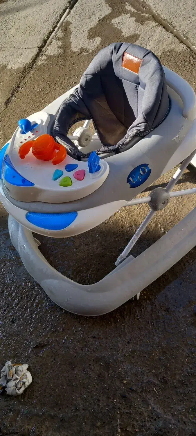 روروئک بچه|کالسکه و لوازم جانبی|کرج, آق تپه|دیوار