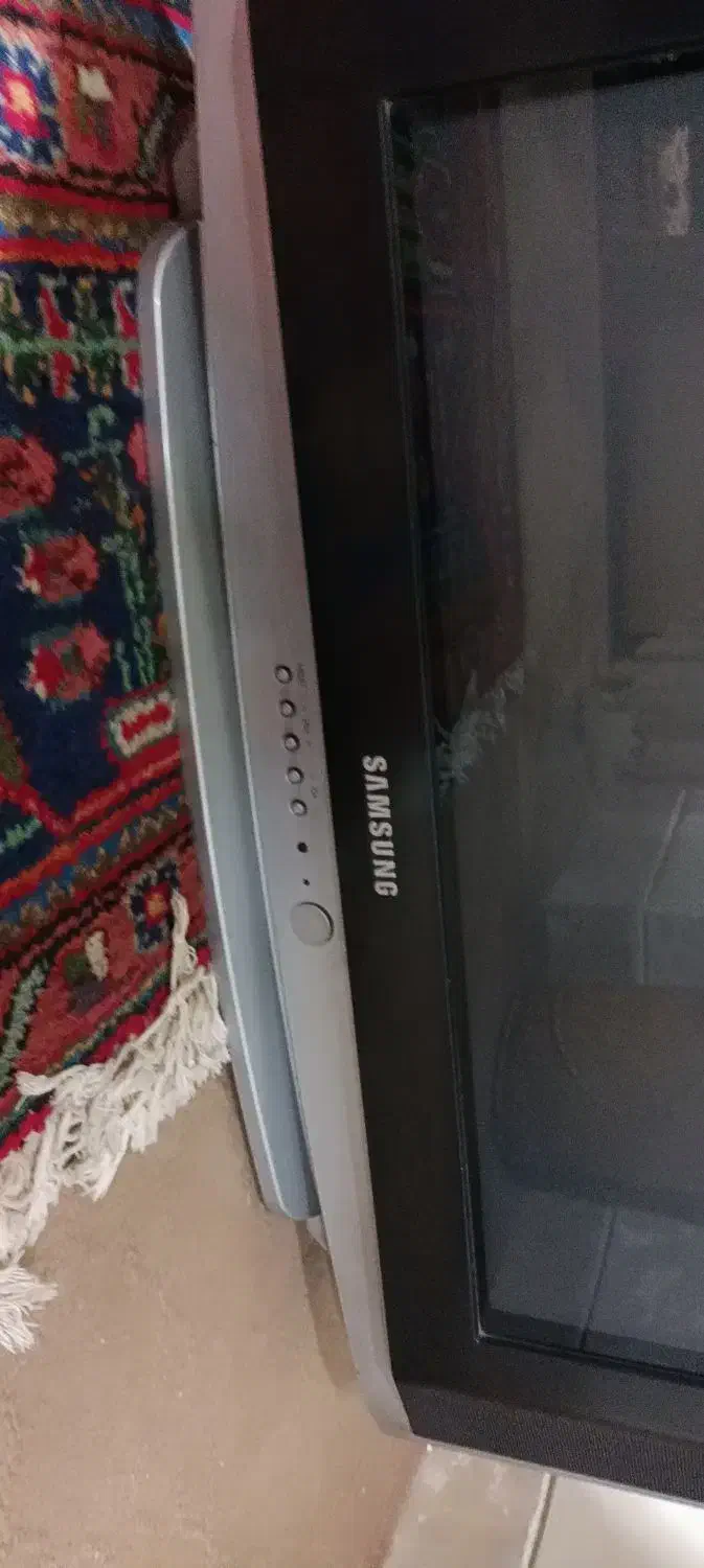 تلوزیون لامپی|تلویزیون و پروژکتور|شیراز, دشت چنار|دیوار