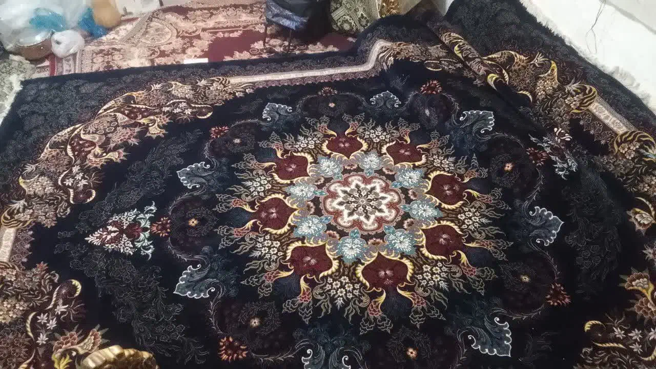 فرش شاهکار آریایی|فرش|قرچک, میرزائی شمالی|دیوار