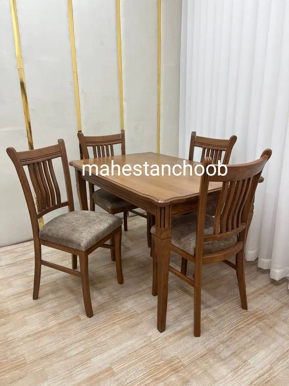 مدل چستر فلامینگو|میز و صندلی غذاخوری|قم, شاه ابراهیم|دیوار