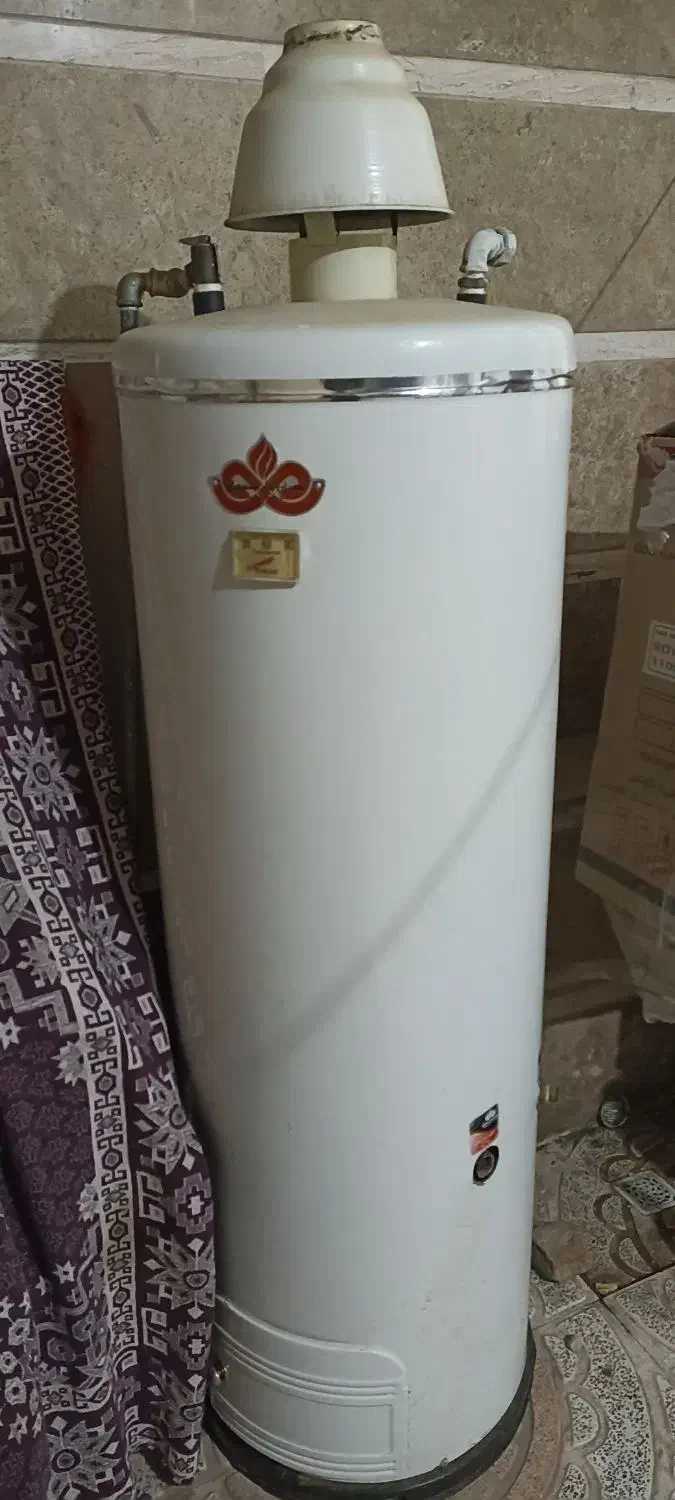 آبگرمکن مخزنی 50گالنی درحدنو|آبگرمکن، پکیج، شوفاژ|بروجن, |دیوار