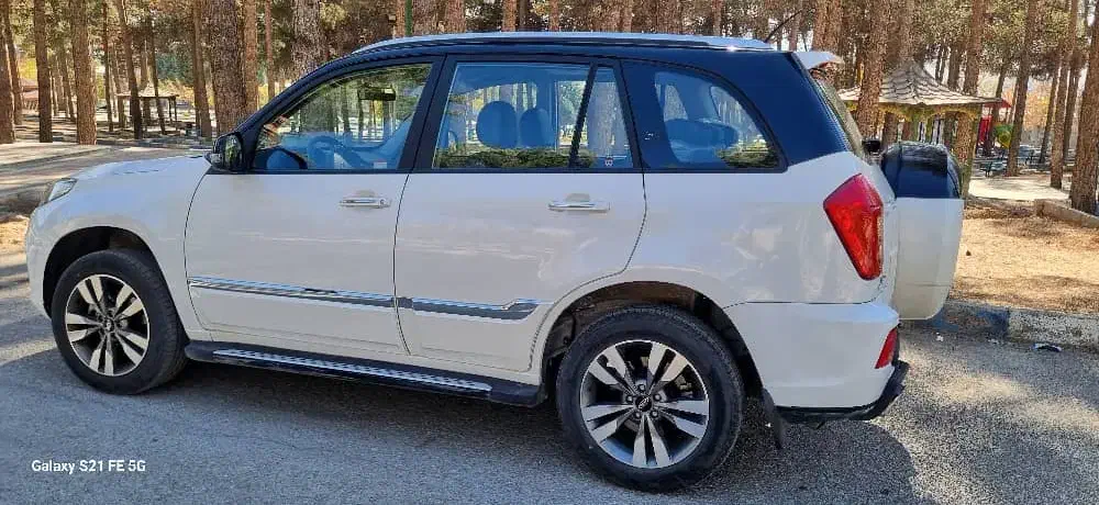 اتوماتیک X33 اسپرت S رنگ سفید در حد خشک|خودرو سواری و وانت|کرمانشاه, |دیوار