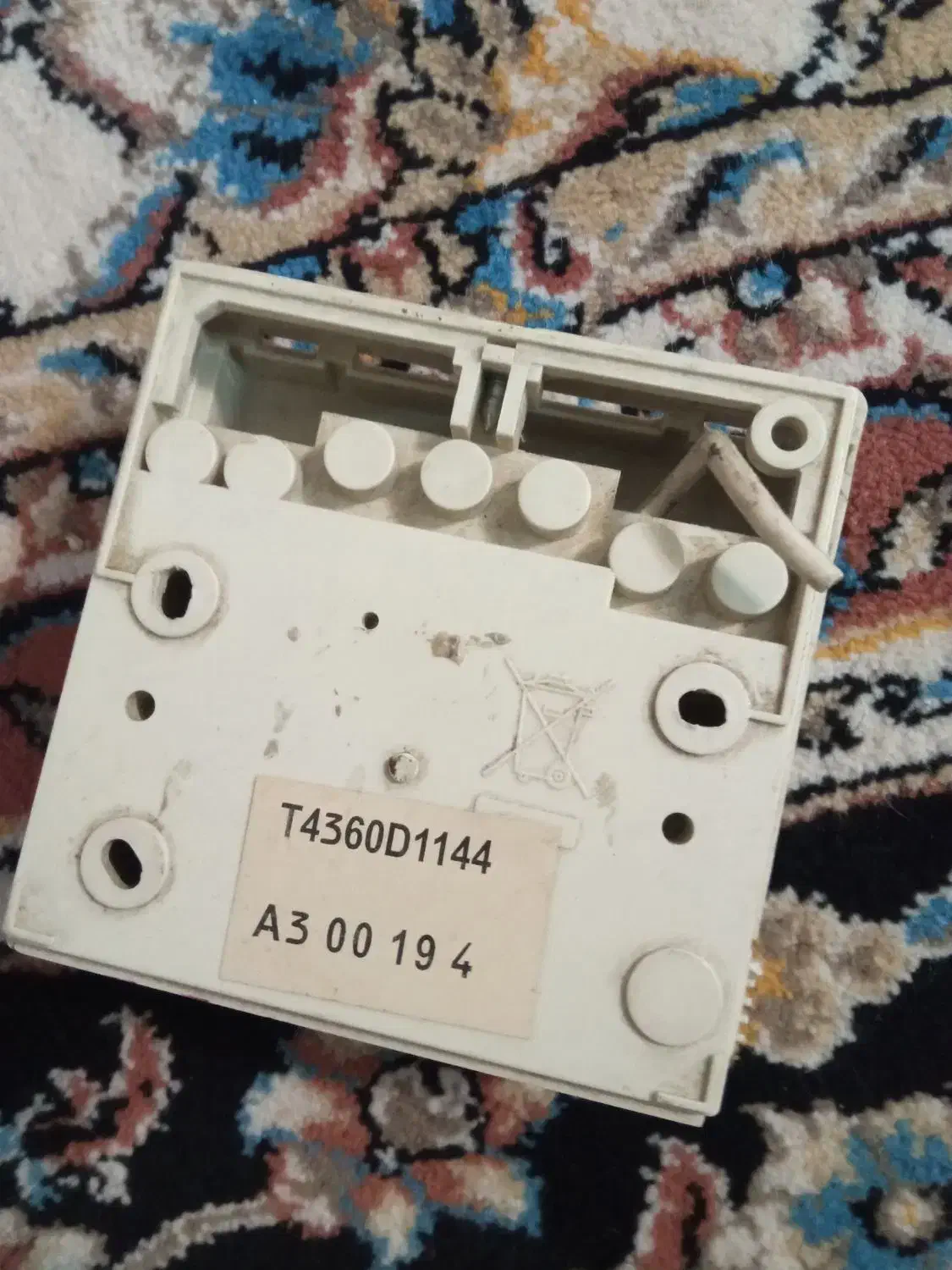 ترموستات فن کوئل|کولر گازی و فن‌کوئل|اسلام‌شهر, زرافشان|دیوار