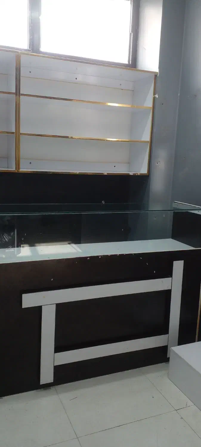 قفسه و پیشخوان و رگال|فروشگاه و مغازه|فولادشهر, B4|دیوار