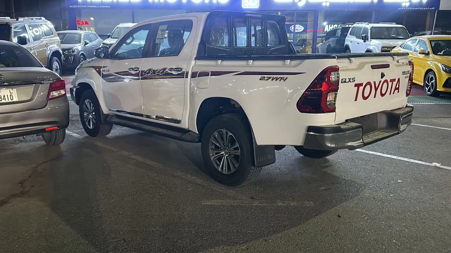 هایلوکس فول سعودی 2025 و واردات خودروهای گذر موقت|خودرو سواری و وانت|لنگرود, |دیوار