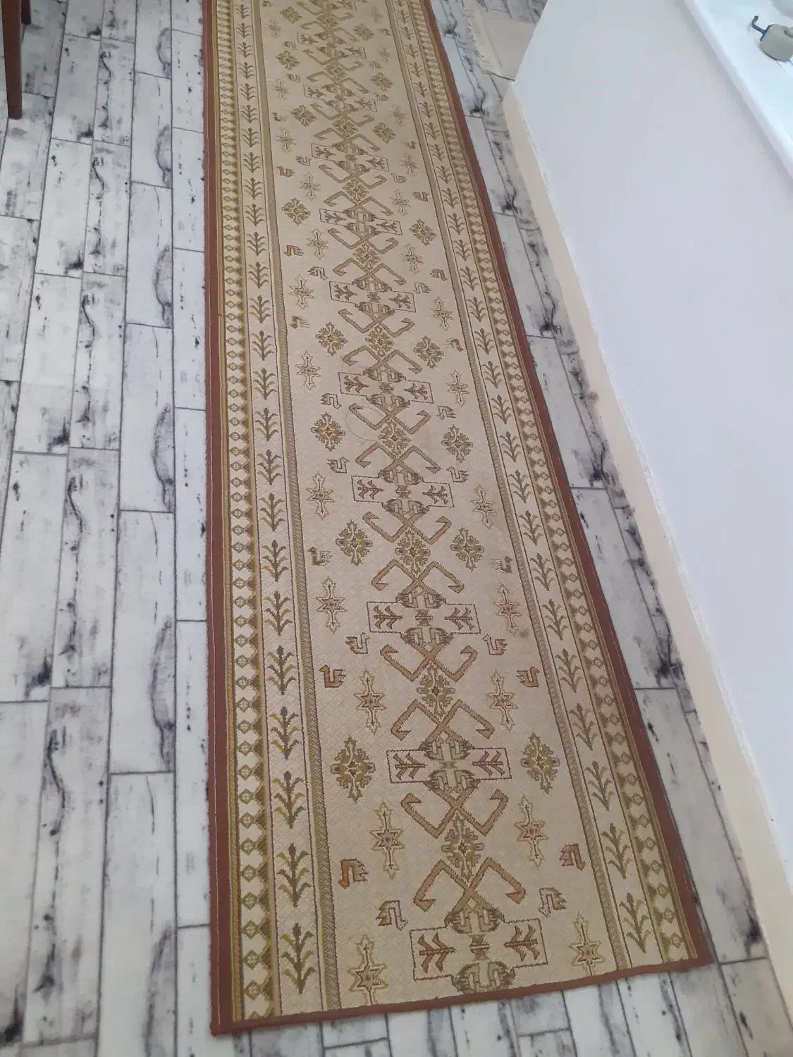 پادری ( راهرویی )|پادری|رشت, پل تالشان|دیوار