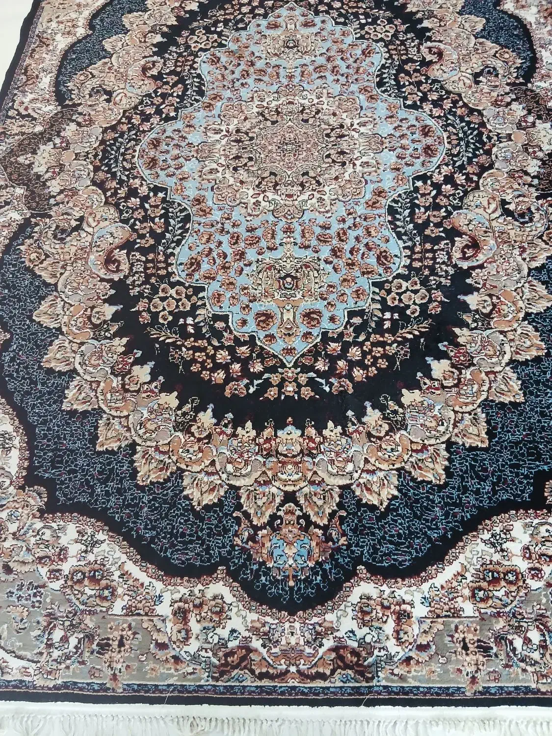 سه تخته ۶متری ۷۰۰شانه|فرش|نظرآباد, رسالت|دیوار