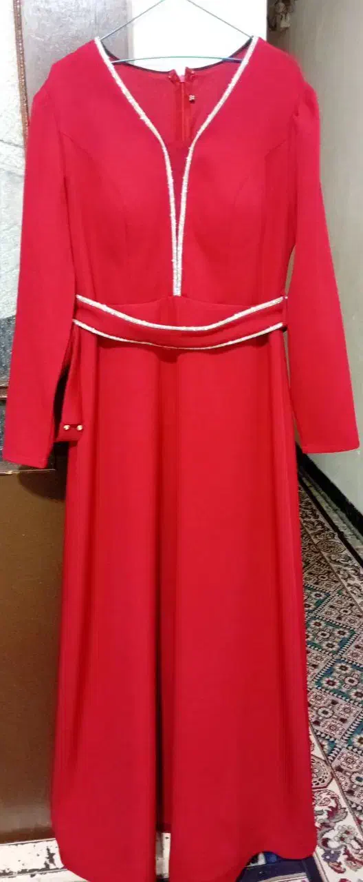 پیرهن مجلسی|لباس|خرم‌آباد, |دیوار