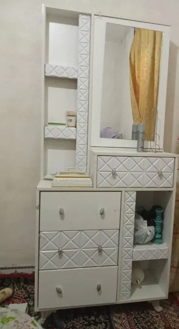 سرویس خواب و‌میز ارایشی|تخت و سرویس خواب|نورآباد ممسنی, |دیوار