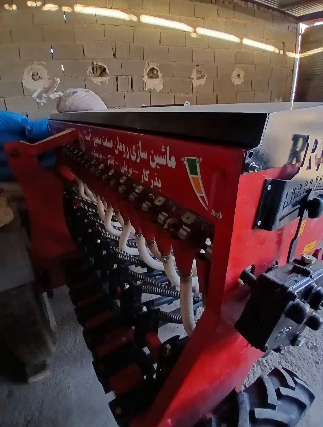 ردیف کار (بذر پاش)|ماشین‌آلات صنعتی|دیواندره, |دیوار