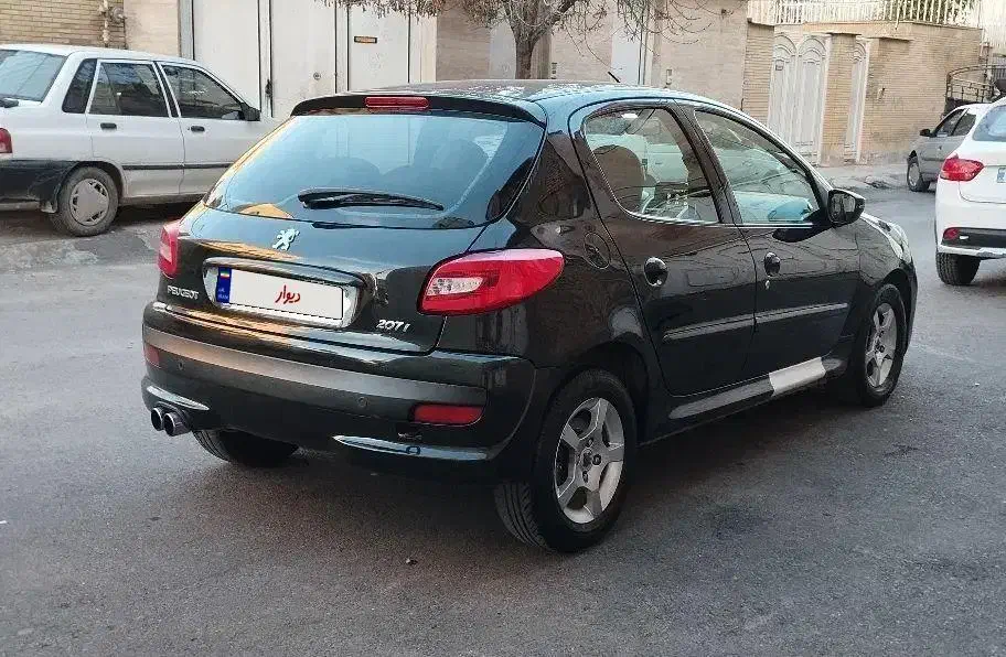 207 فابریک|خودرو سواری و وانت|شیراز, شریف‌آباد|دیوار