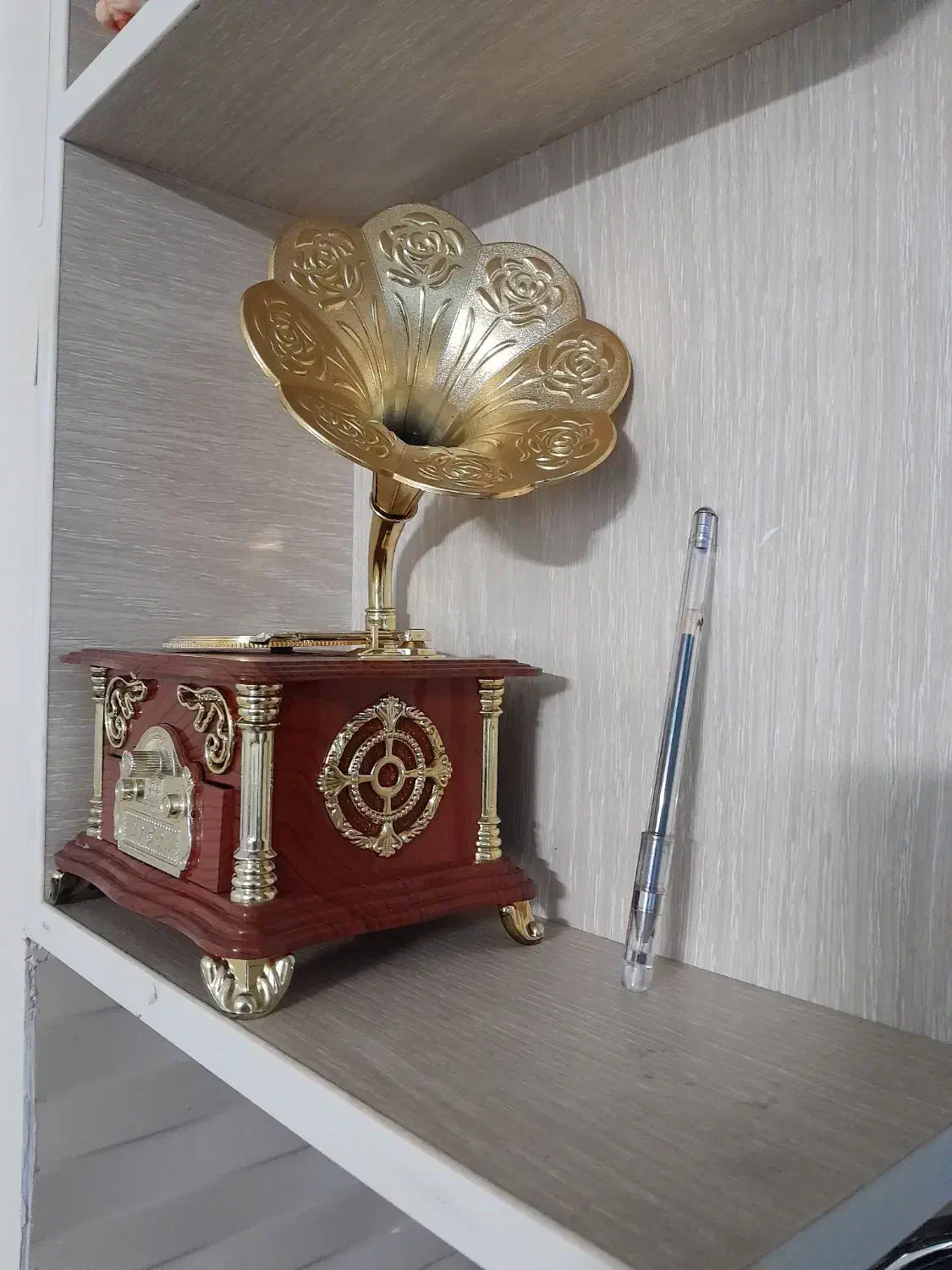 گرامافون دکوری|صنایع دستی و سایر لوازم تزئینی|باقرشهر, |دیوار