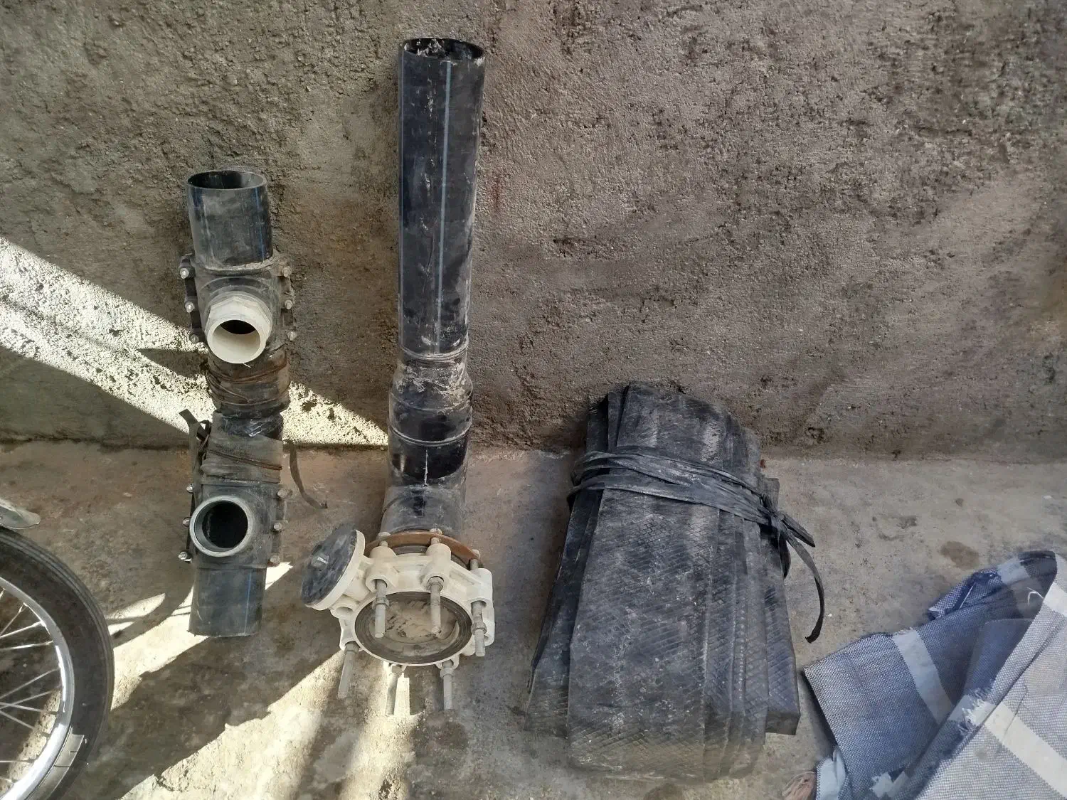 لولهوشیلنگهیدوفلومآبرسانیکشاورزی|ابزارآلات|شوشتر, |دیوار