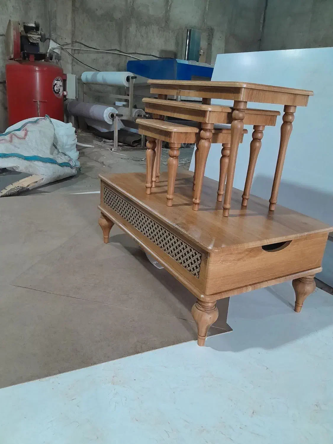 جلومبلی ومیز عسلی|مبلمان خانگی و میز عسلی|اهواز, نادری|دیوار