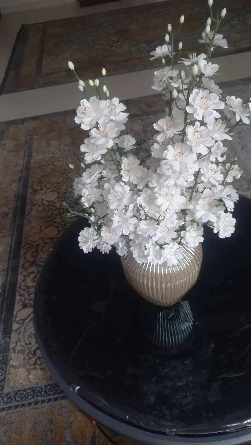 گلدان رومیزی وگل مصنوی|گل مصنوعی|ارومیه, |دیوار