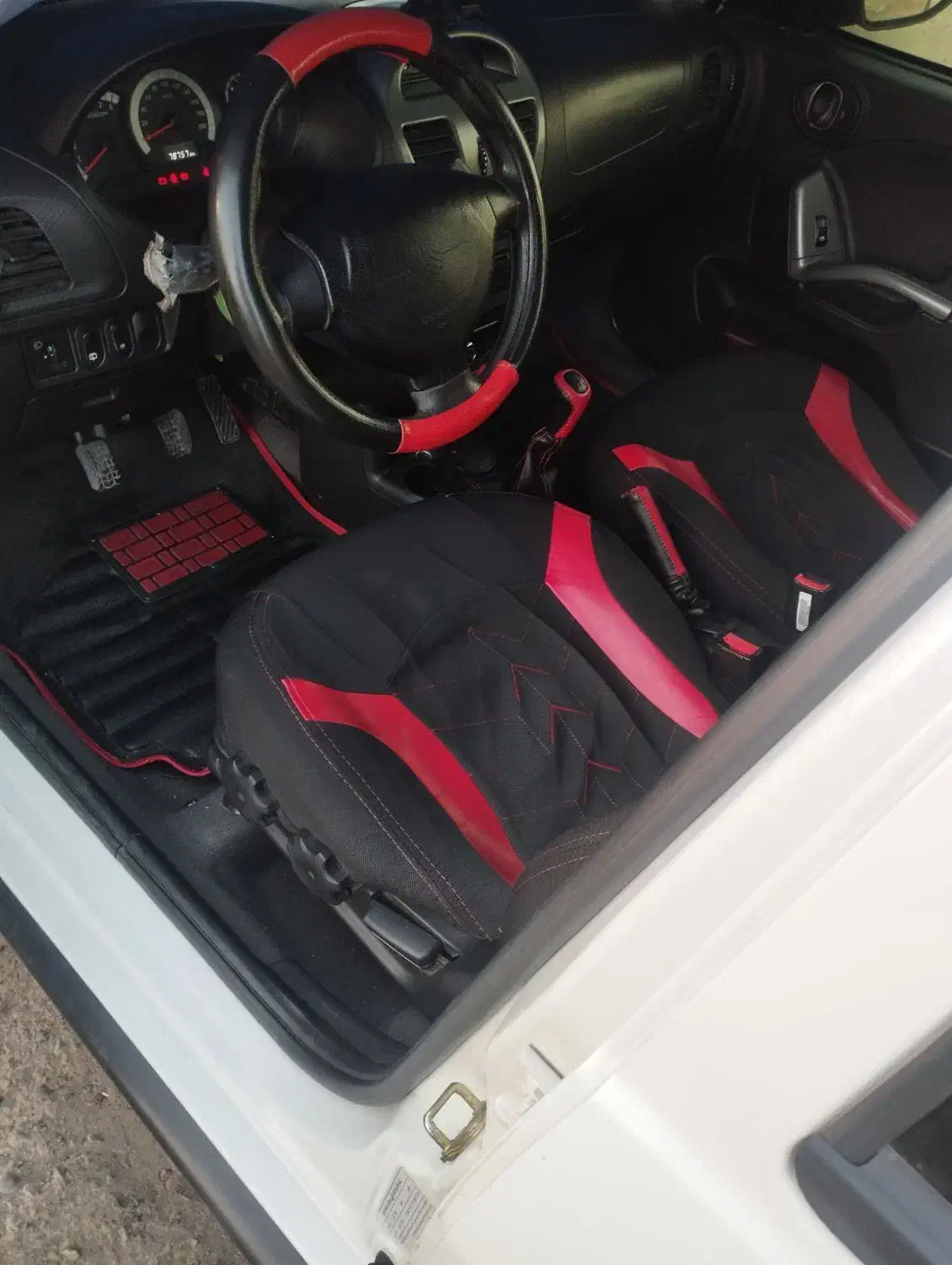 کوییک۴۰۱ساده تمیز|خودرو سواری و وانت|پیشوا, |دیوار