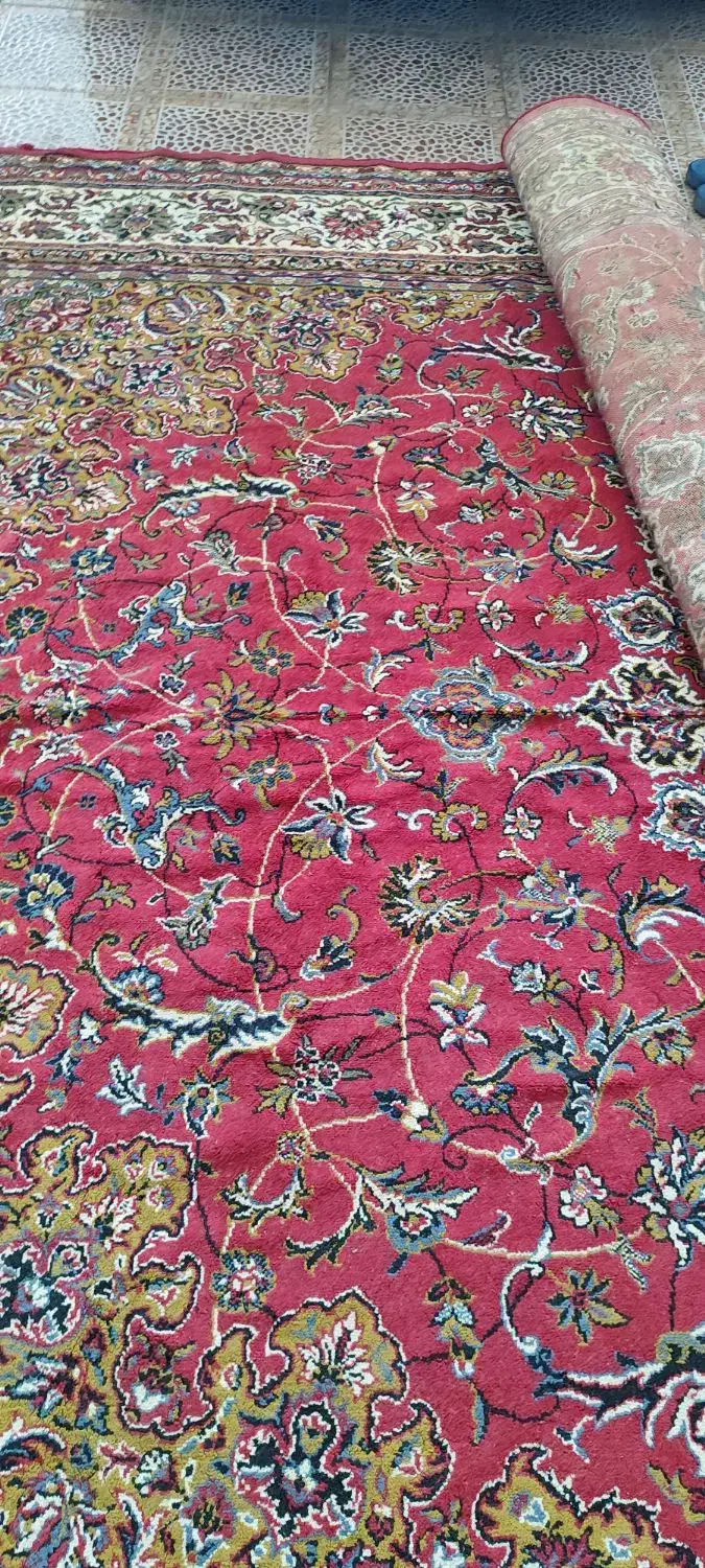 دو تخته فرش سالم|فرش|آستانه اشرفیه, |دیوار