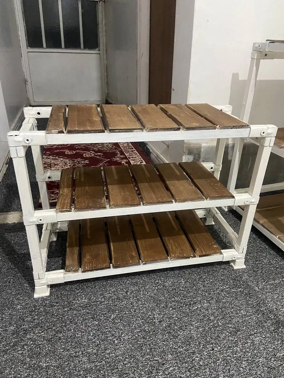 شلف میز طبقاتی|کتابخانه، شلف، قفسههای دیواری|نسیمشهر, |دیوار