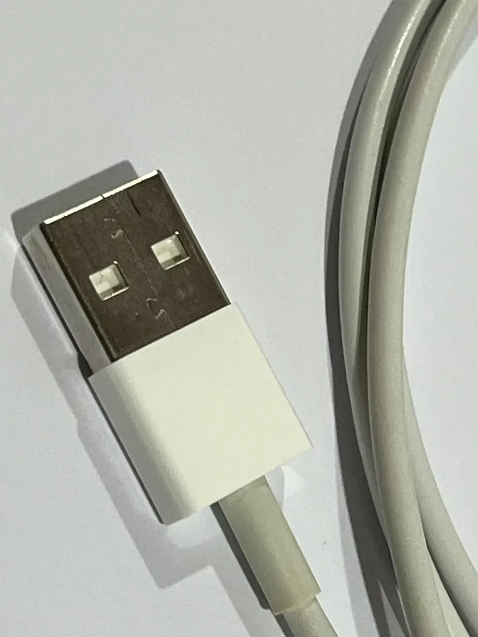 کابل شارژ اورجینال اپل (USB به لایتنینگ)|لوازم جانبی موبایل و تبلت|تهران, مهران (سیدخندان)|دیوار