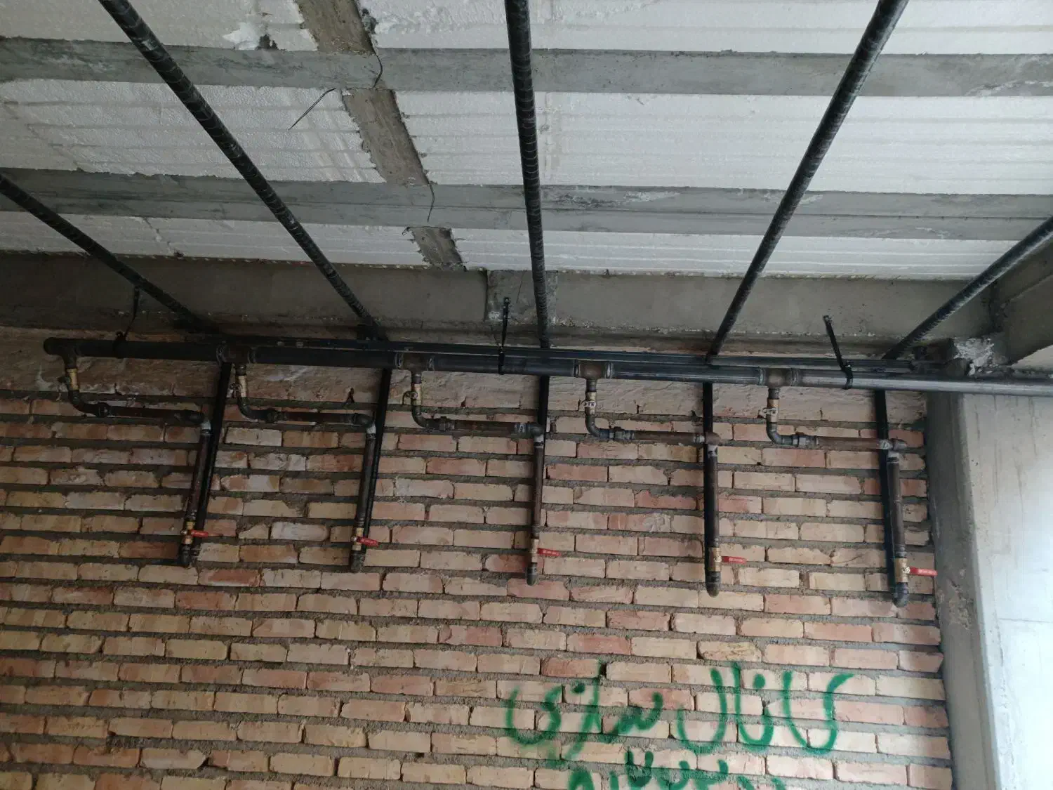 به کارگر ساده جهت تاسیسات ساختمان نیازمندیم|استخدام معماری، عمران و ساختمانی|تهران, افسریه جنوبی|دیوار