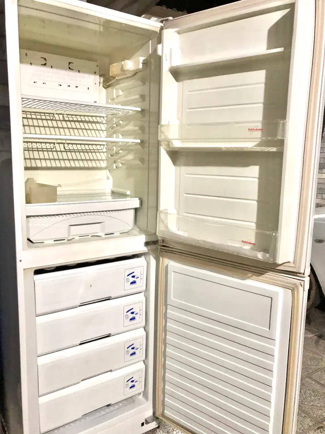 یخچال یخساران|یخچال و فریزر|بروجرد, |دیوار