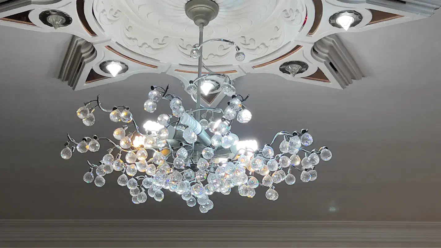 لوستر کریستال ۱۲ شاخه|لوستر و چراغ آویز|رشت, چله خانه|دیوار