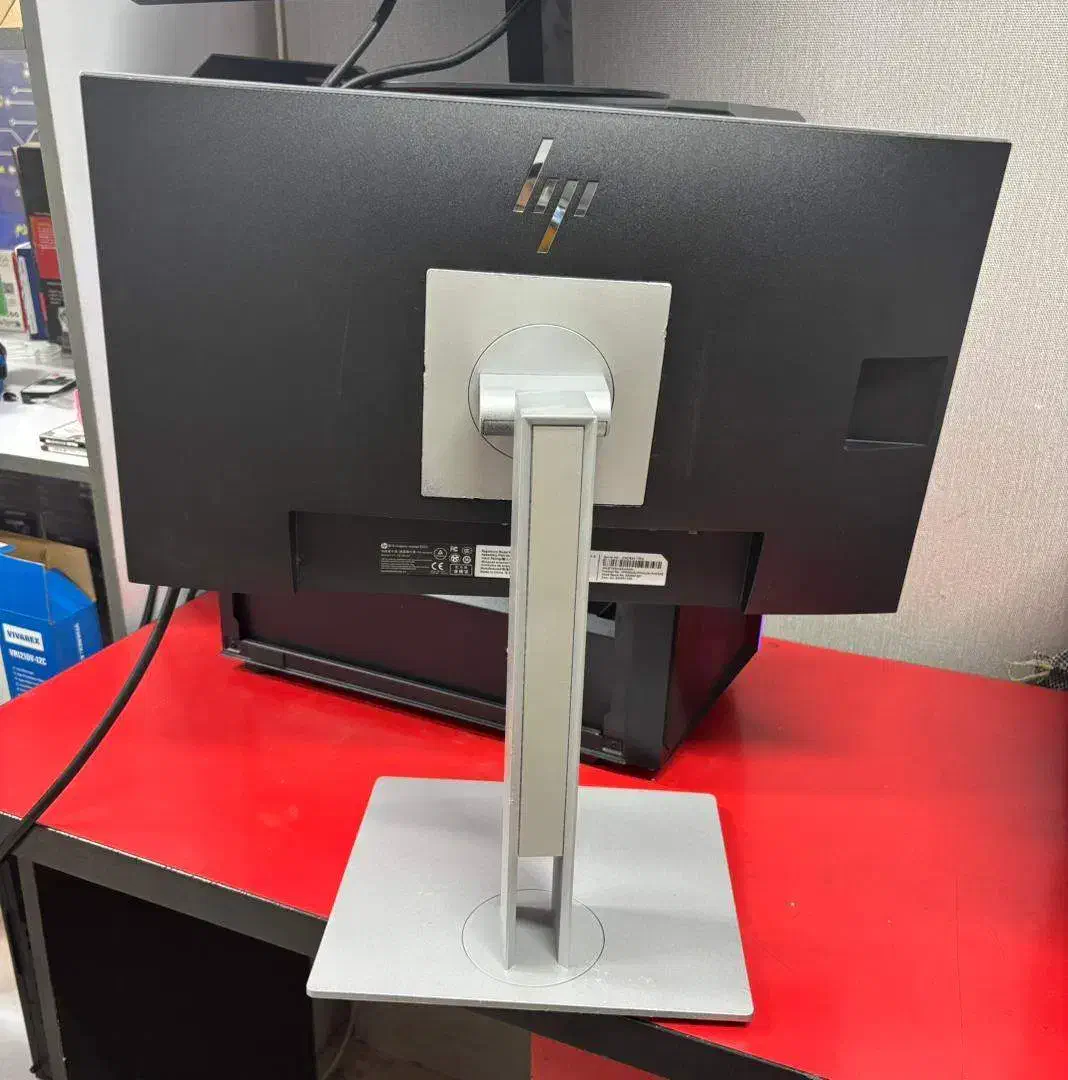 مانیتور استوک hp E223|قطعات و لوازم جانبی رایانه|تهران, فلسطین (میدان انقلاب)|دیوار