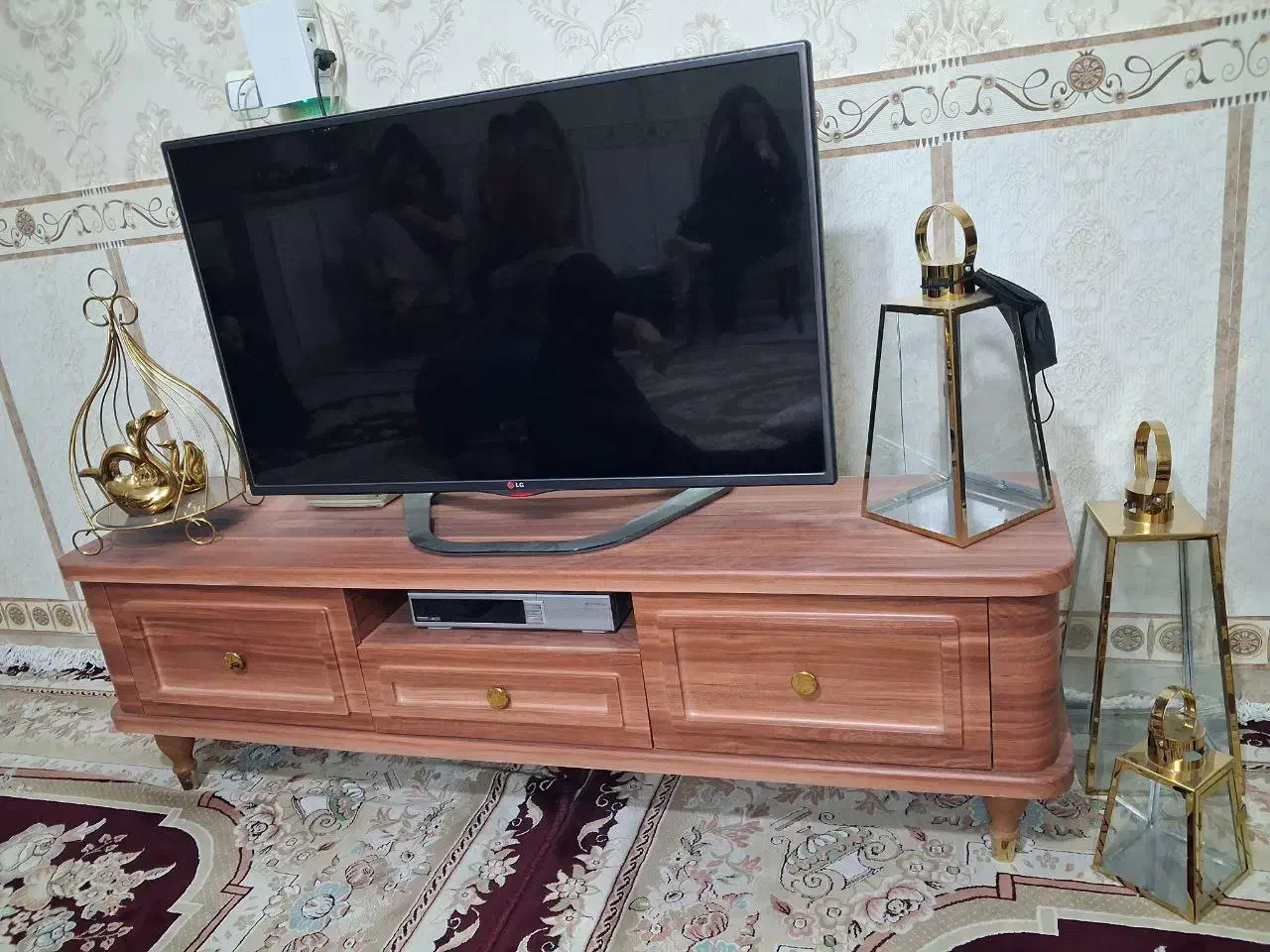 میز تلویزیون|میز تلویزیون|پاکدشت, پاکدشت (مامازند)|دیوار