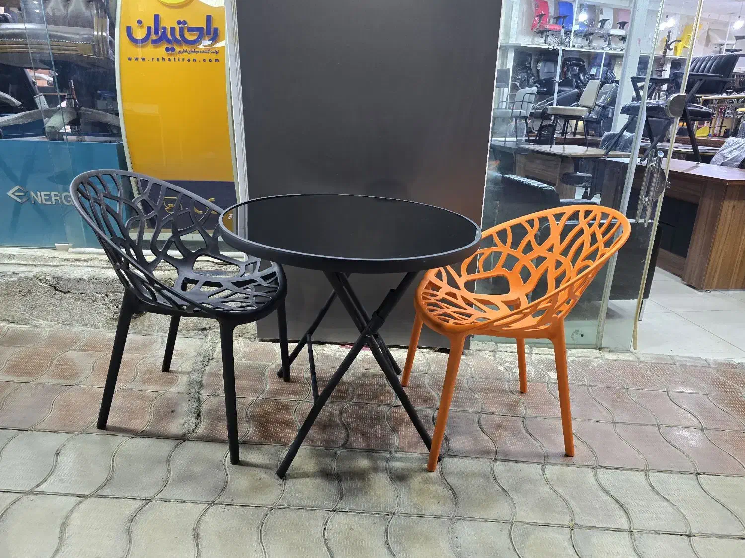 میز غذا خوری تاشو با صندلی پلیمری نشکن|میز و صندلی غذاخوری|ایلام, |دیوار