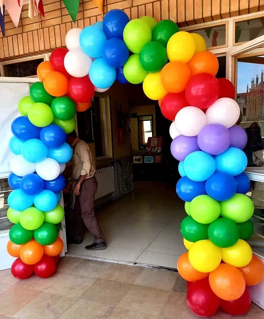 بادکنک آرایی و گل آرایی تخصصی افتتاحیه|خدمات پذیرایی، مراسم|اصفهان, شیخ اشراق|دیوار