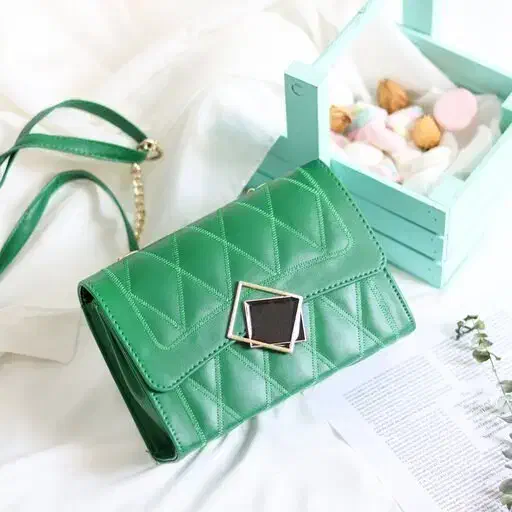 کیف شیک|کیف، کفش، کمربند|قم, نیروگاه|دیوار