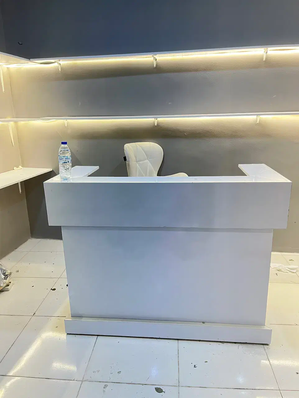 کانتر ، میز منشی|مبلمان اداری|لامرد, |دیوار