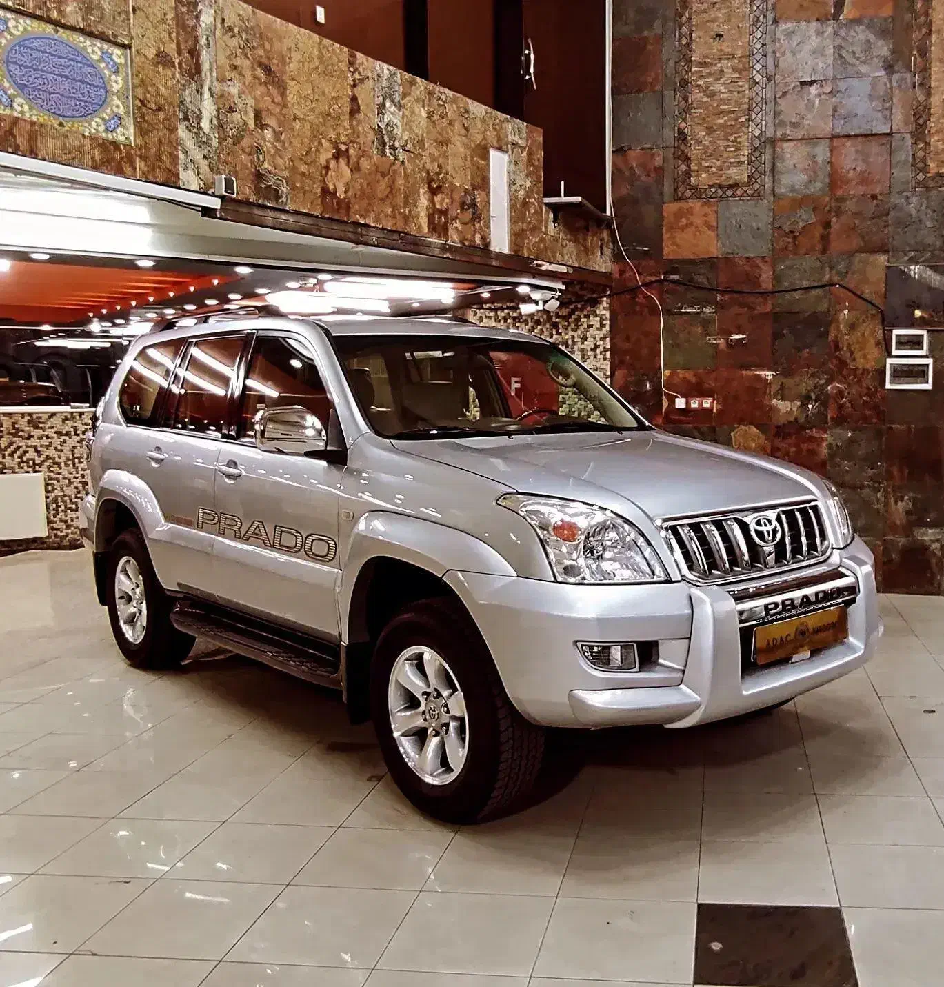 پرادو شش سیلندر فابریک خانگی|خودرو سواری و وانت|شیراز, اصلاحنژاد|دیوار