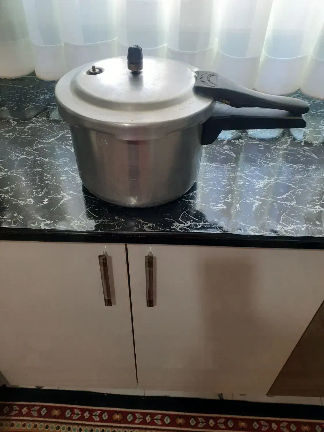 زود پز|ظروف پخت‌وپز|زنجان, |دیوار