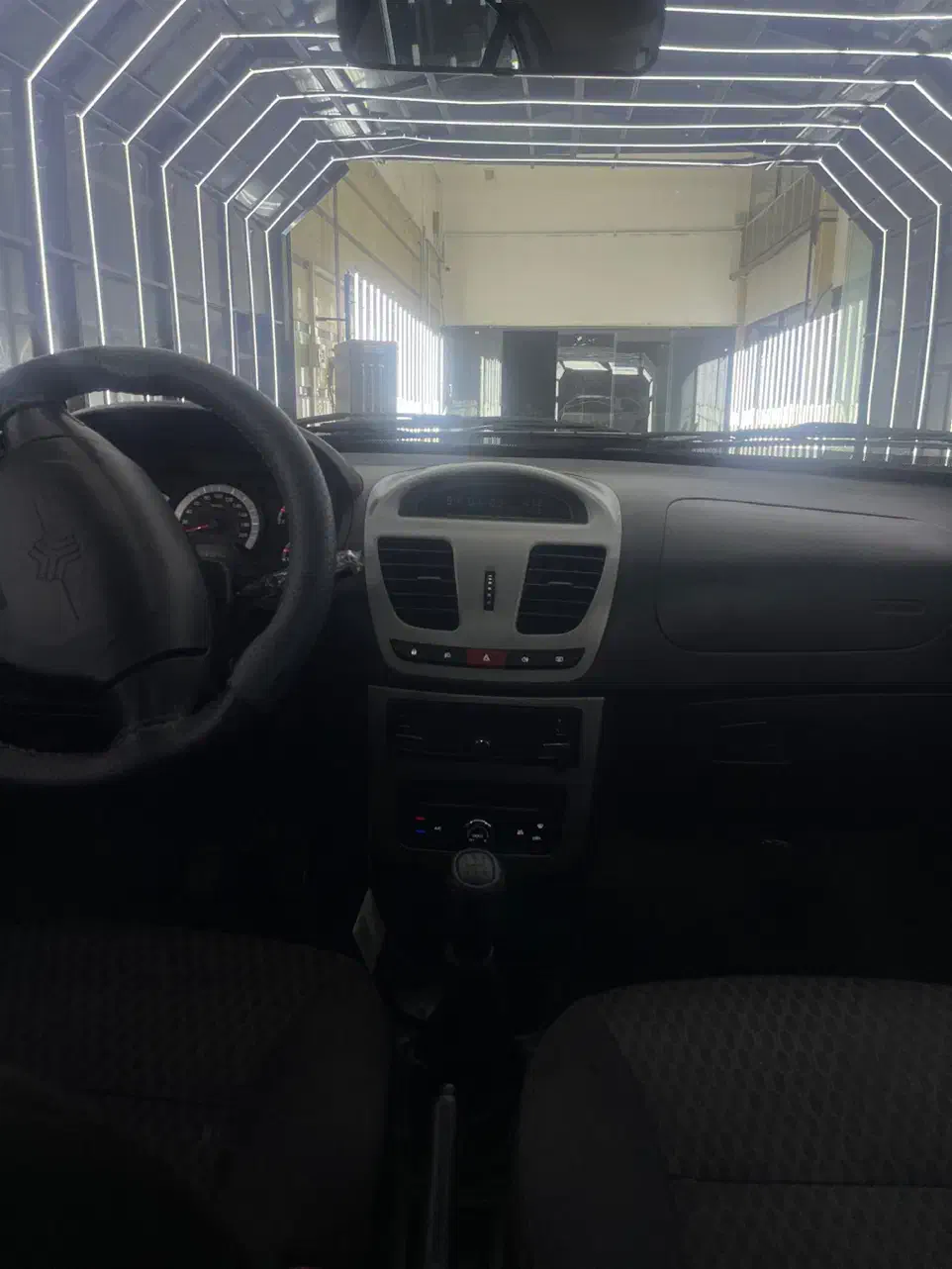 کوییک مدل۴۰۰|خودرو سواری و وانت|ارومیه, |دیوار