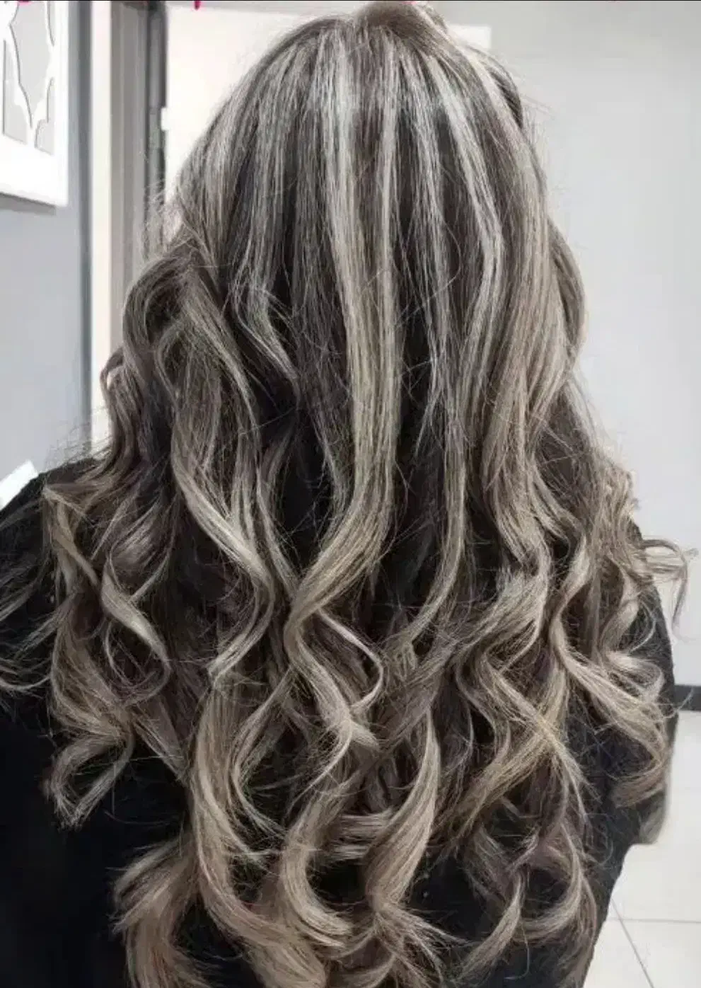 کلیه خدمات زیبایی برای بانوان گرامی با تخفیفات|خدمات آرایشگری و زیبایی|رشت, بوسار|دیوار