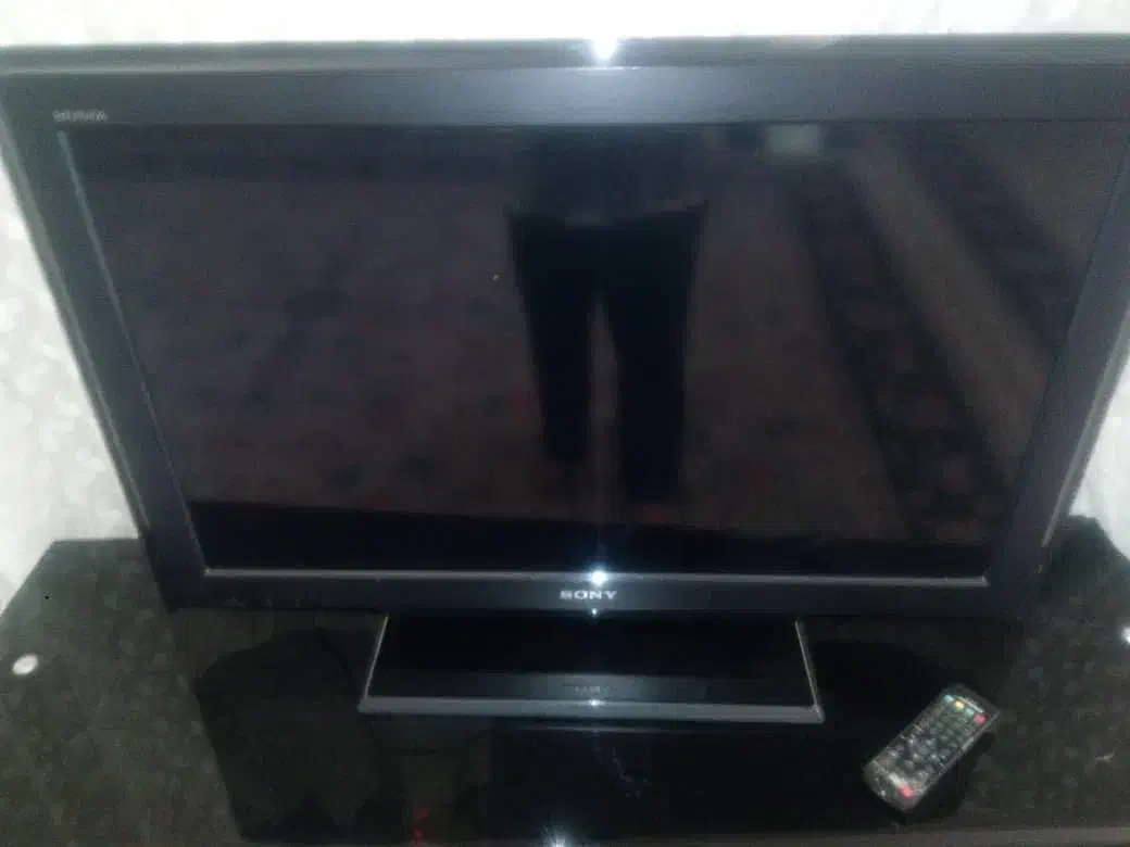 فروش تی‌وی وی|تلویزیون و پروژکتور|ساوه, |دیوار