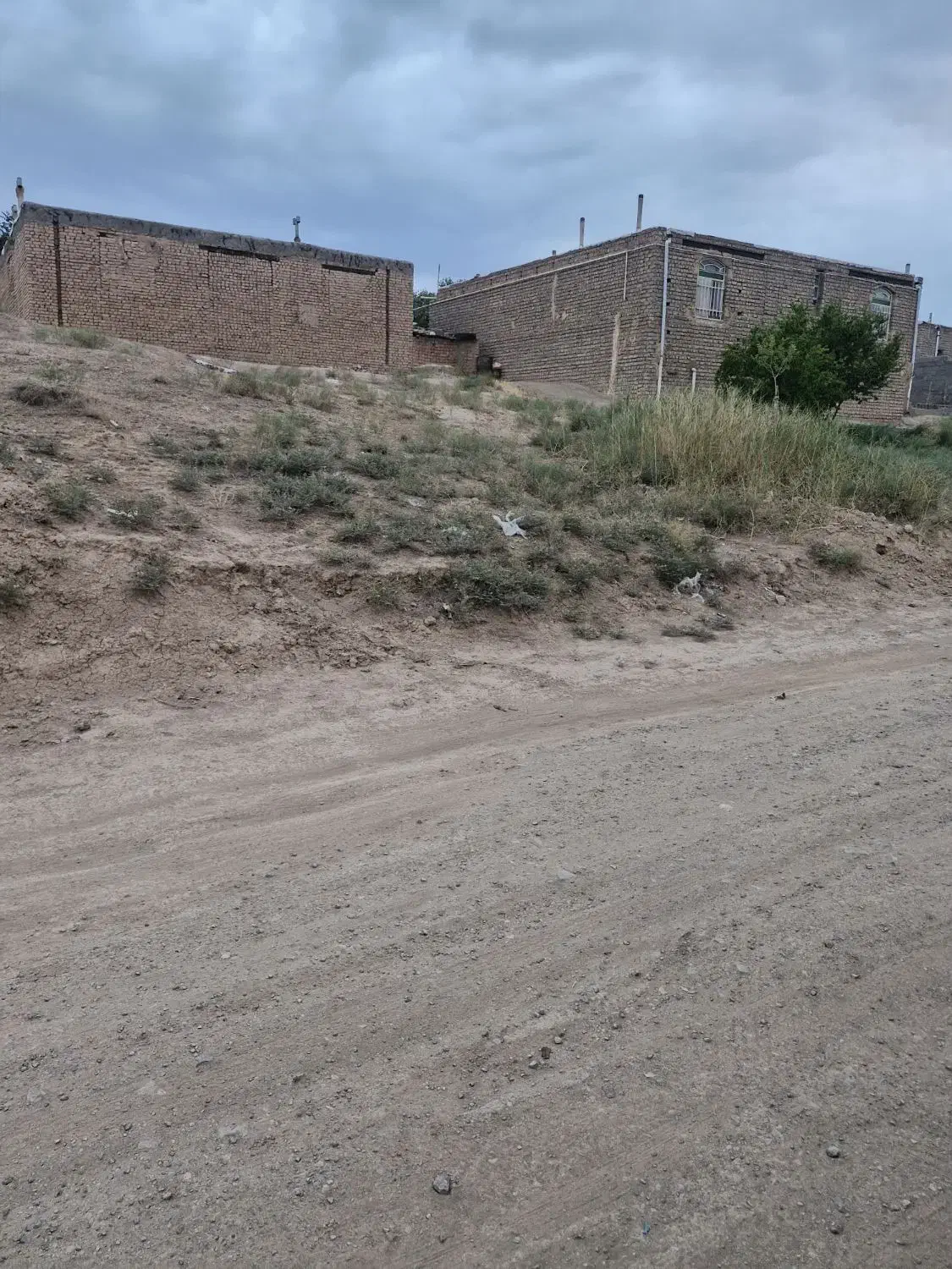 زمین قشلاق چلبلو ۴۴۷متری طرح هادی|فروش زمین و ملک کلنگی|ساوه, |دیوار