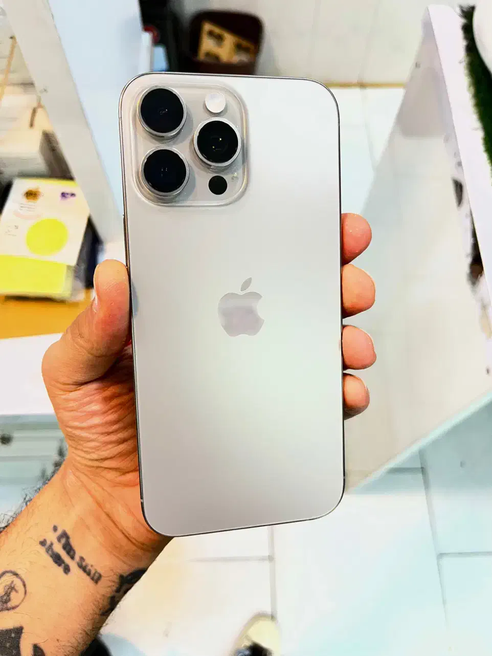 iPhone 16 Pro Max رجیستر شده سایکل 80 در حد نو|موبایل|کرج, گوهردشت|دیوار