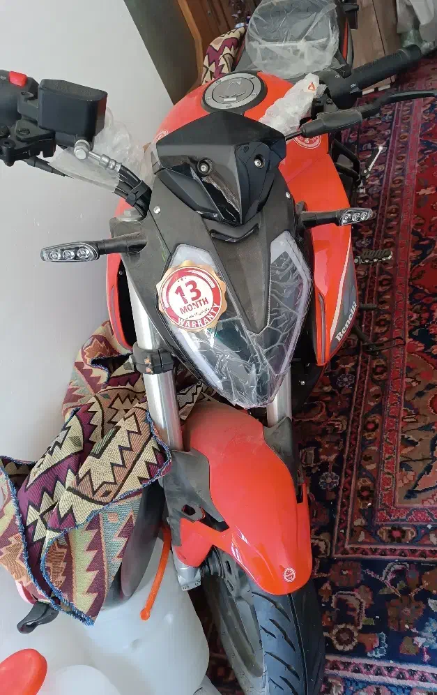 بنلی ۱۸۰ s مدل ۴۰۱ در حد خشک|موتورسیکلت|تهران, نیروی هوایی (پیروزی)|دیوار