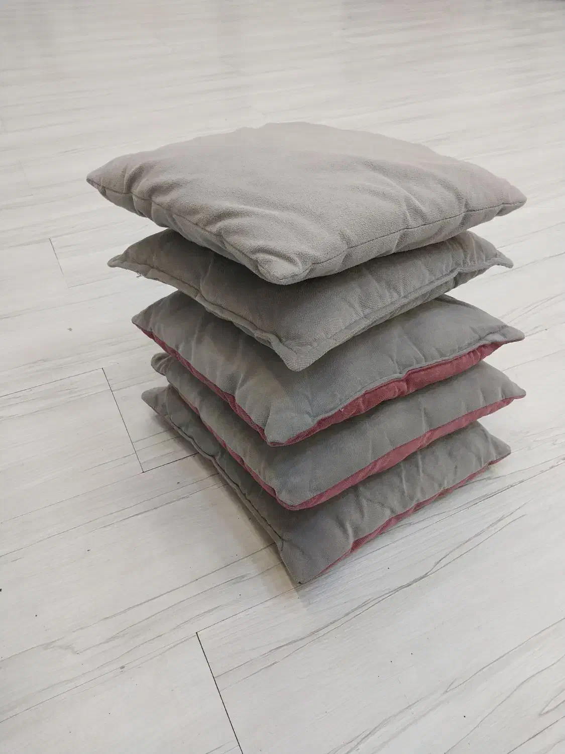 مبلمان چستر ۷نفره با کوسن|مبلمان خانگی و میز عسلی|رشت, باهنر|دیوار